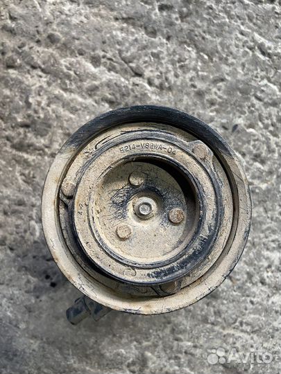 Компрессор кондиционера 2.2 D4EB Hyundai Santa Fe