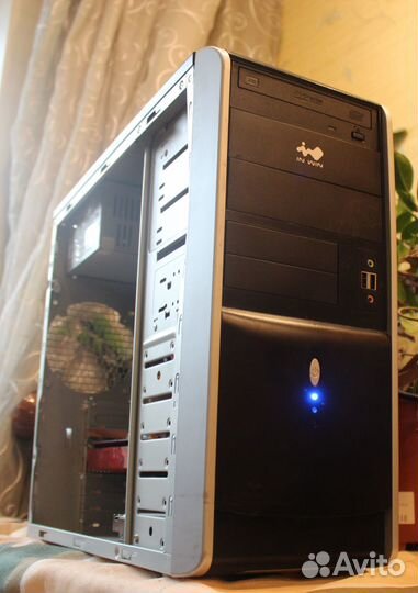 Компьютер intel 4 ядра 1гб видео