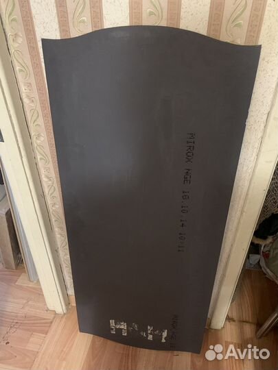 Зеркало настенное