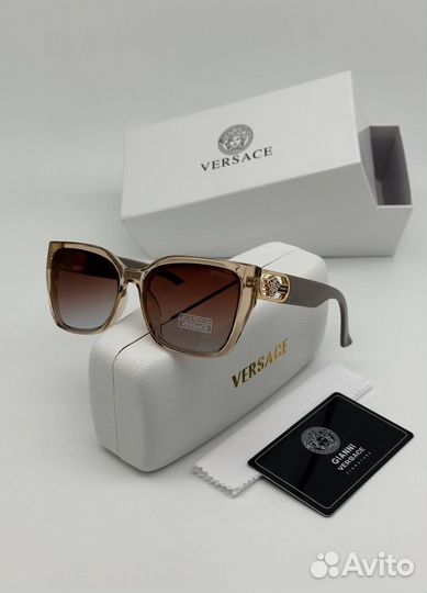 Солнцезащитные очки женские