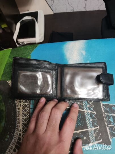 Кожаный мужской кошелек