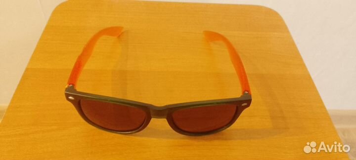 Продам очки солнцезащитные Jagermeister