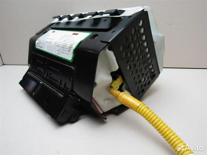 Подушка безопасности пассажирская (в торпедо) Che