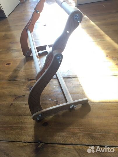 Пяльца- станок на подставке