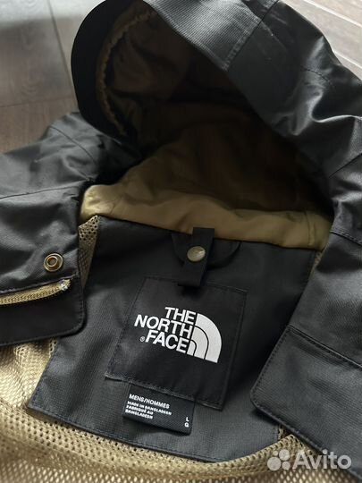 The North Face ветровка