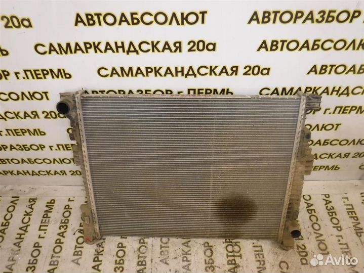 Радиатор основной Jeep Grand Cherokee (WK2) 2011