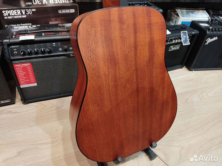 Акустическая гитара Cort AD810