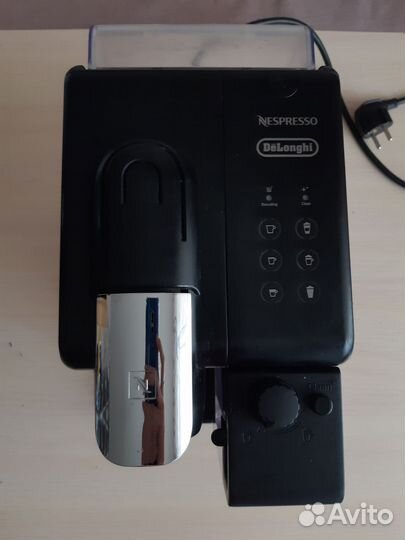 Кофемашина De'Longhi Nespresso Lattissima Touch