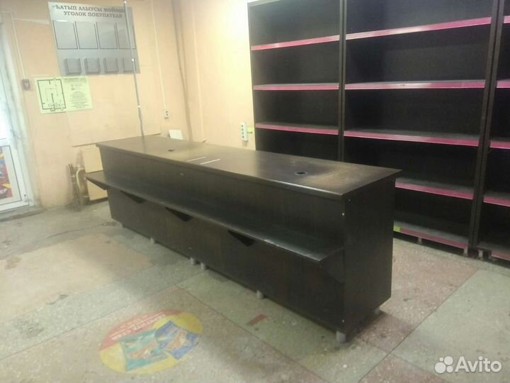 Торговый прилавок,прилавок кассира