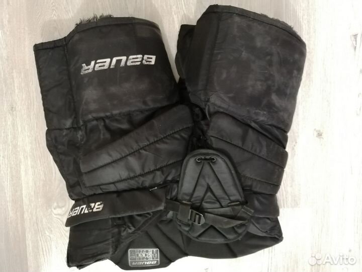 Продам форму хоккейного вратаря