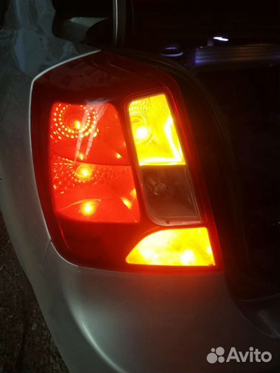 Задний фонарь