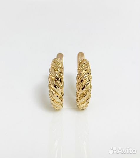 Золотые серьги