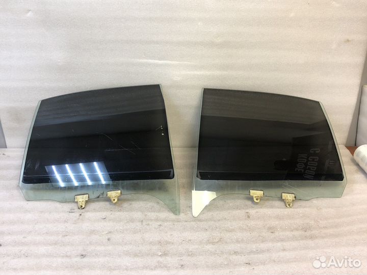 Стекло задней двери Nissan Almera N15