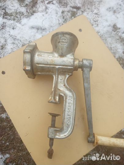 Мясорубка ручная времен СССР