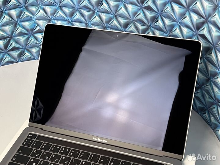 MacBook Pro 13 2020 M1 512Gb Ростест, 55 циклов