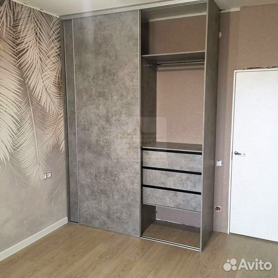 Шкаф в прихожую