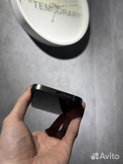 iPhone 15 Pro, 256 ГБ