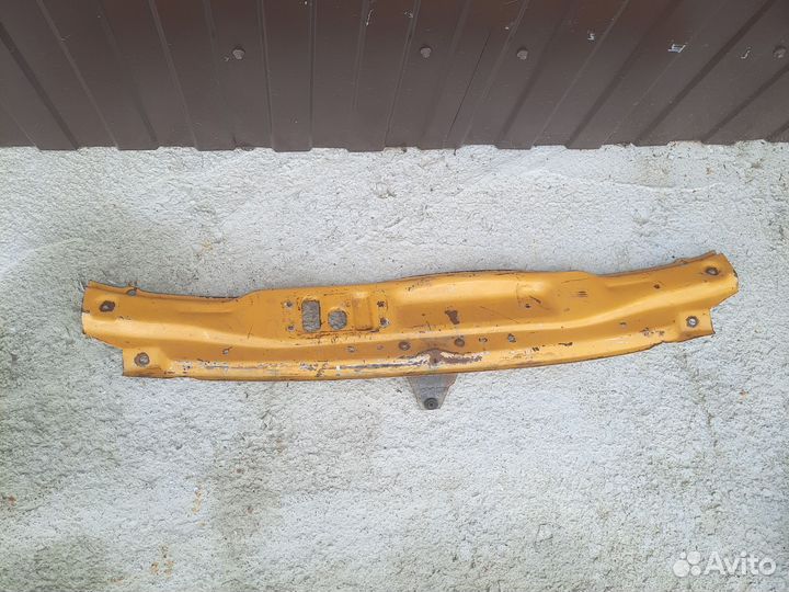 Панель облицовки радиатора Газель