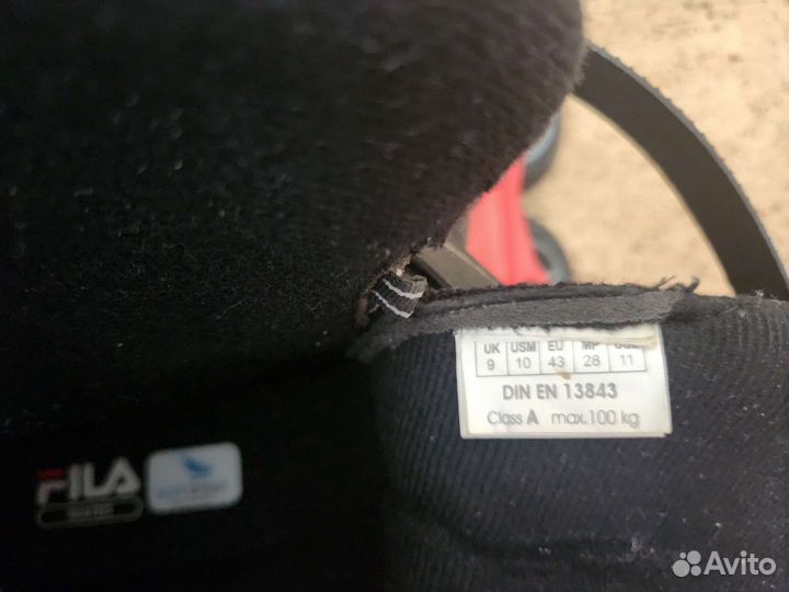 Роликовые коньки