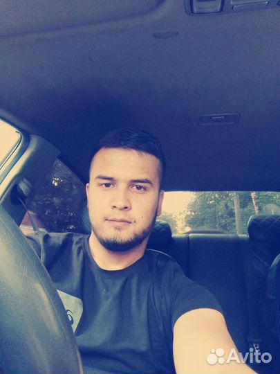 Семейное пара помошники на дачу, личний водитель