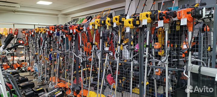 Триммеры и газонокосилки