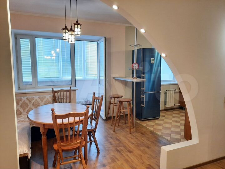 2-к. квартира, 71,1 м², 2/9 эт.