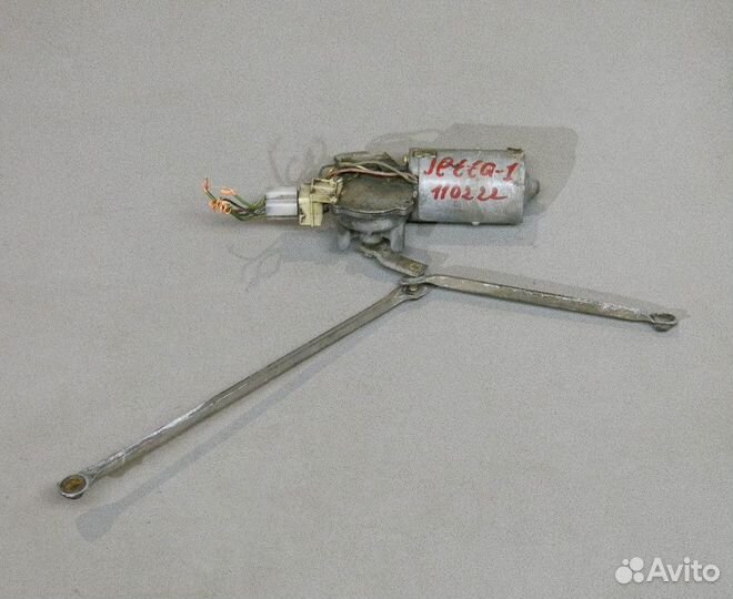 Трапеция дворников VW Jetta 1