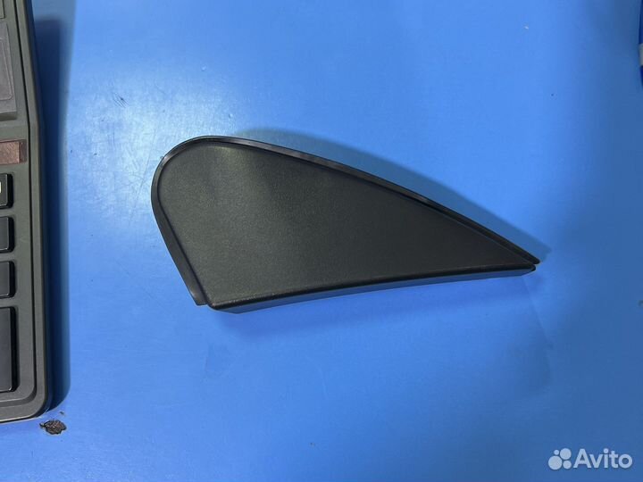 Накладка перед зеркало тойота королла е180