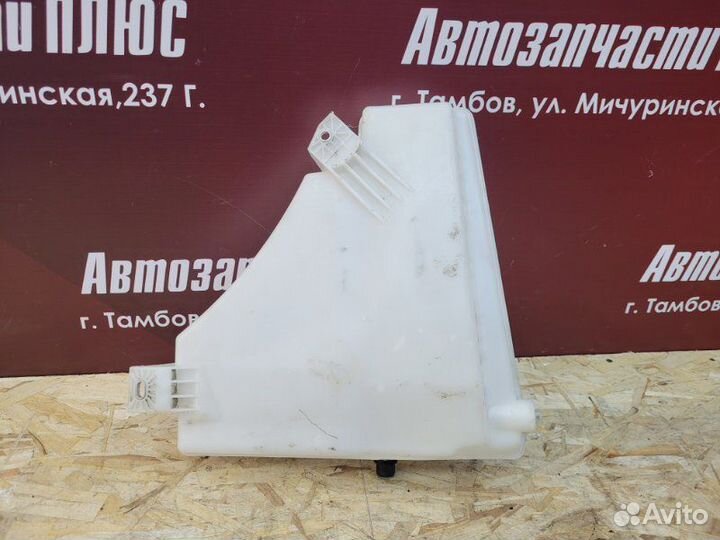 Бачок омывателя Volkswagen Touareg