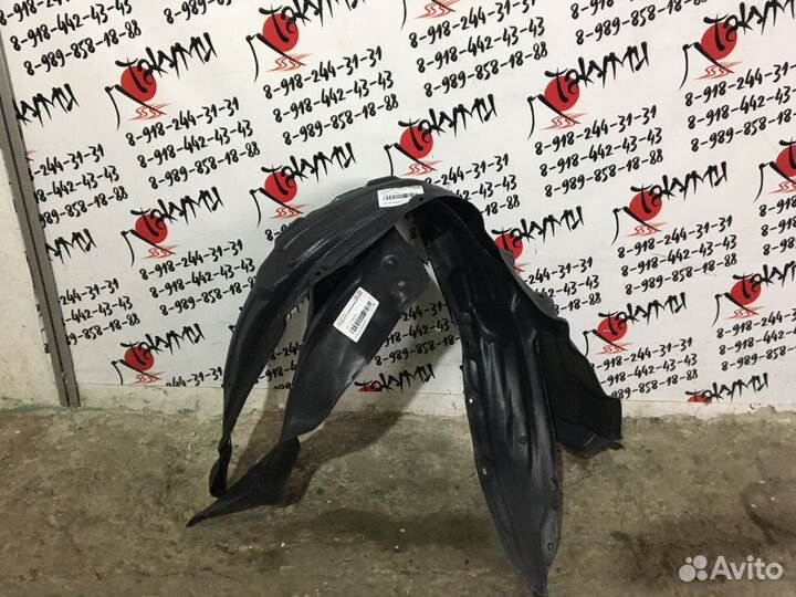 Подкрылок передний правый toyota hilux vigo