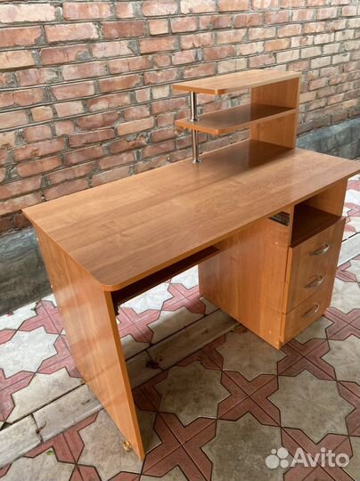 Письменный стол бу