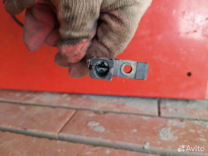 Датчик износа колодок mercedes