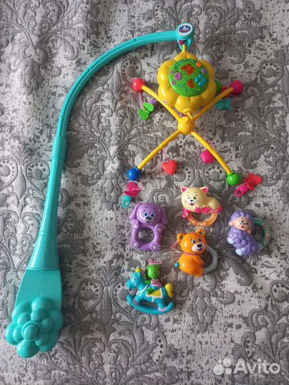 Мобиль в кроватку музыкальный