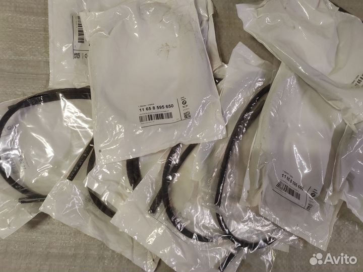 Вакуумный шланг BMW. 11658595650.Оригинал