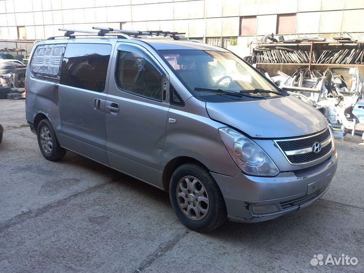 В разборе Hyundai h1 2.5 АКПП 2013г.в