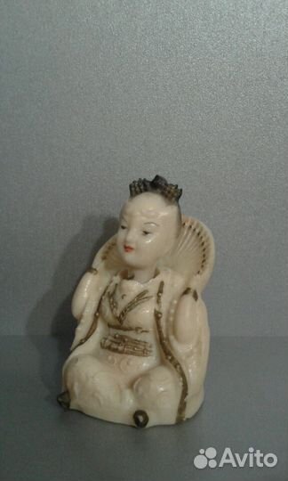 Гейша с качающей головкой