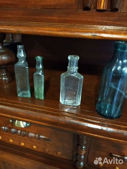 Старинные бутылки