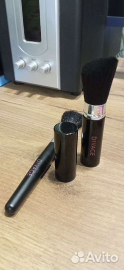 Новые кисти для макияжа