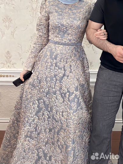 Вечернее платье