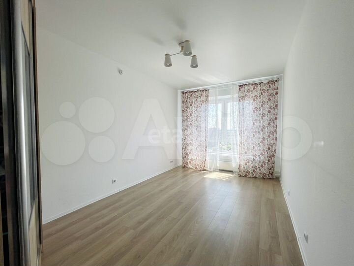1-к. квартира, 42 м², 21/25 эт.