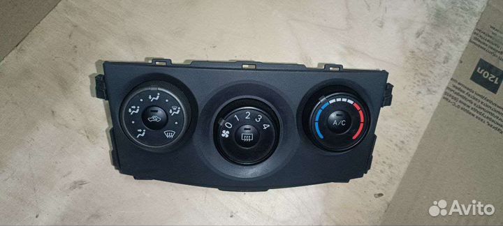 Блок кондиционера Toyota Corolla E150