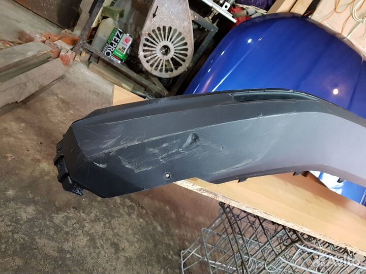 Продам губу на бампер на Шкоду Кодиак б/у оригинал