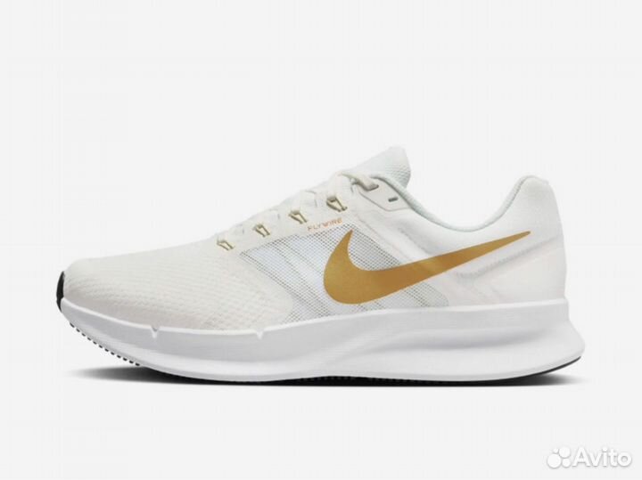 Кроссовки Nike Run Swift 3