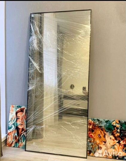 Зеркало настенное, алюминий