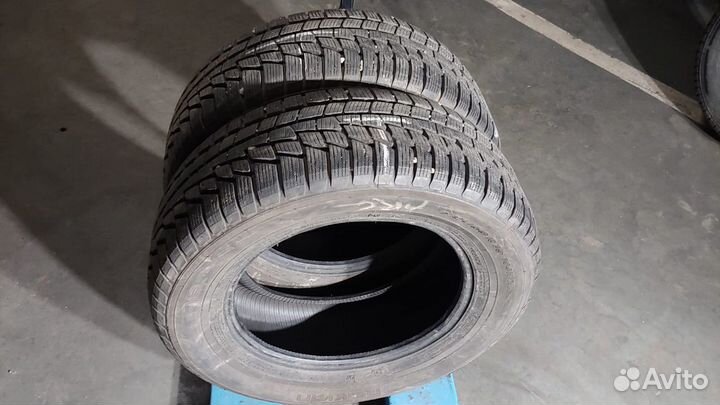 Nokian Tyres WR G2 235/60 R16 104H