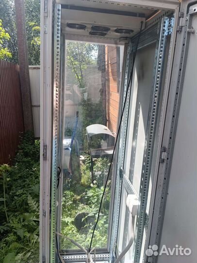 Серверный шкаф Rittal