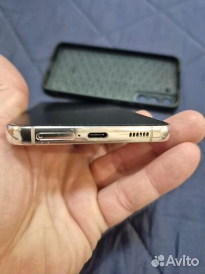 Samsung Galaxy S22+, 8/256 ГБ
