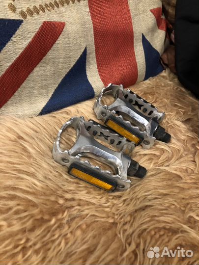 Педали для велосипеда