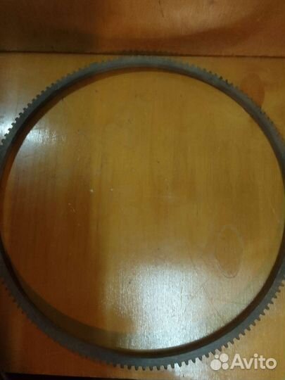 Венец маховика двигателя УАЗ Волга147зуб. 37см б/у