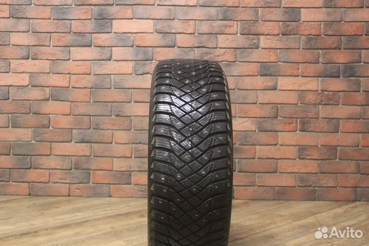 Goodyear UltraGrip Arctic 2 205/55 R17